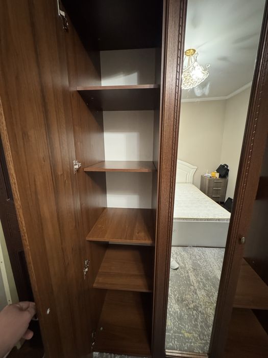 Продам Шифоньер ( гардеробный шкаф )