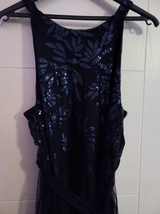 Официална рокля SWING