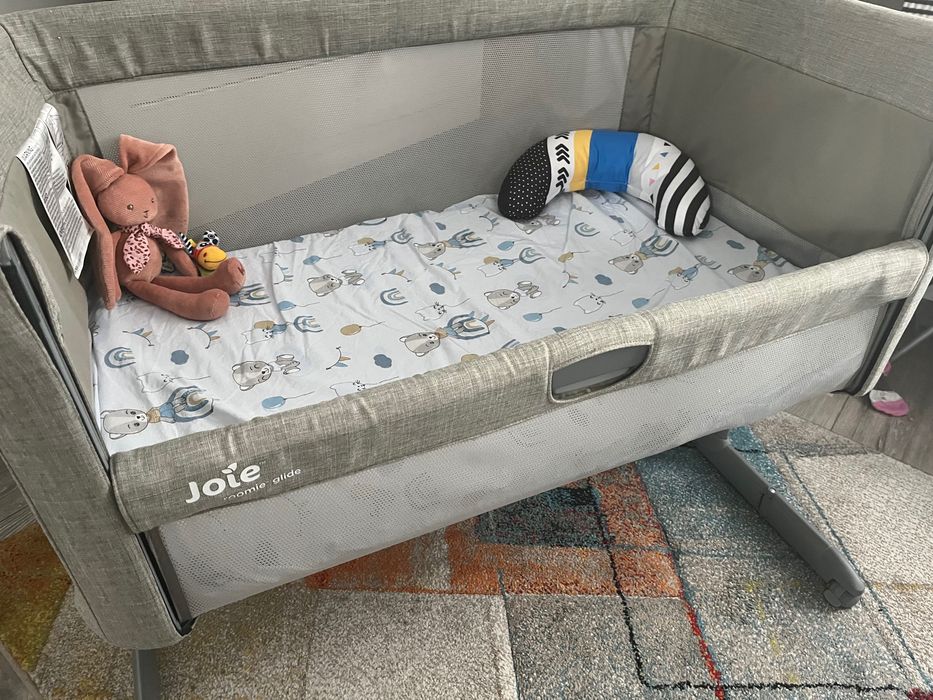 Pătuț co-sleeping Joie Roomie Glide - Ca Nou + Cadou cearșafuri