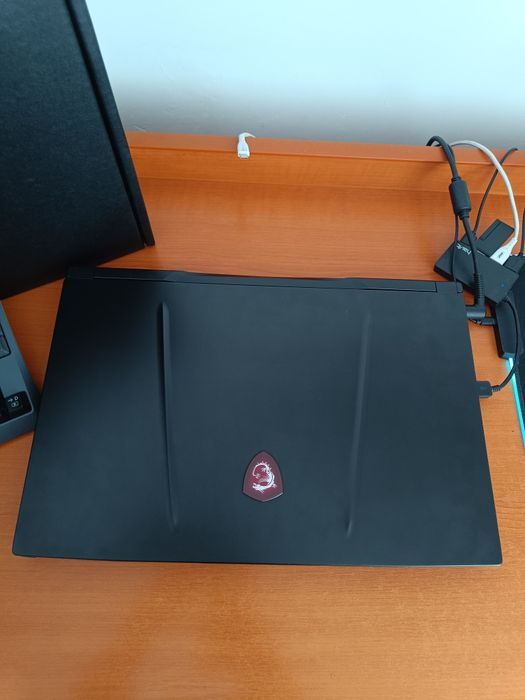 Vand sau schimb cu IPHONE 15 PRO MAX