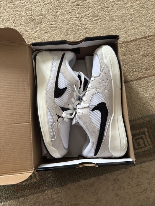 Кроссовки Nike Jordan CMFT Era