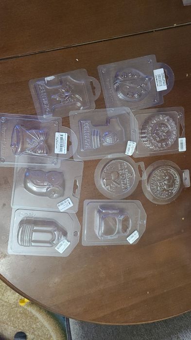 Пластиковые формочки