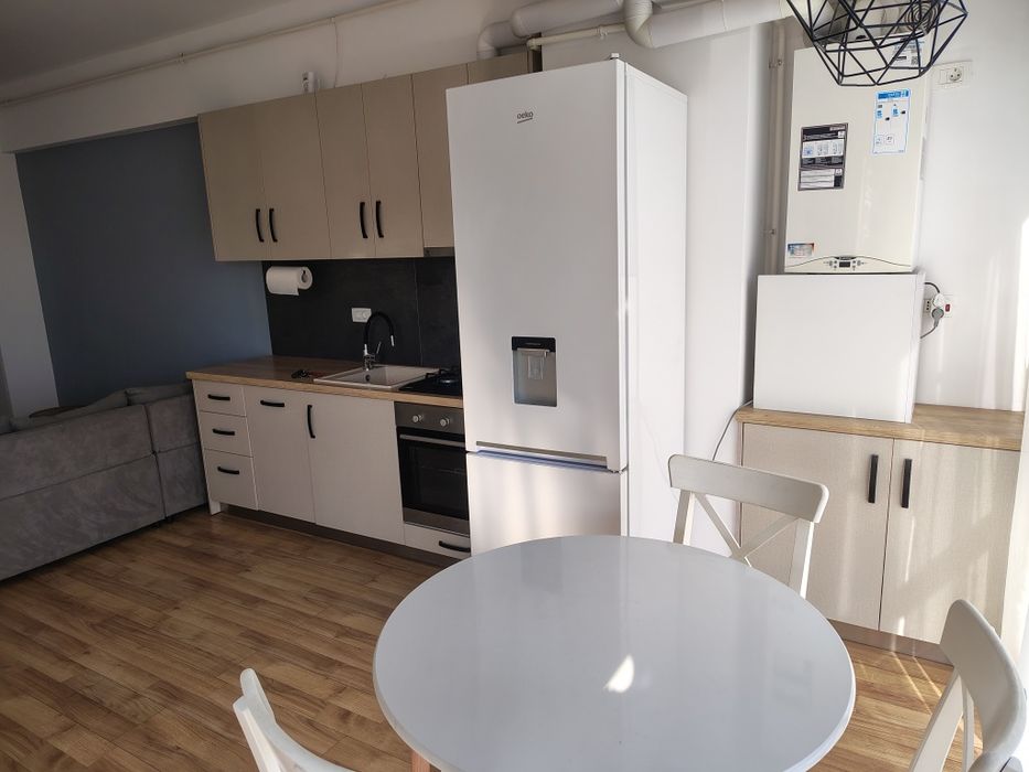 Apartament de închiriat