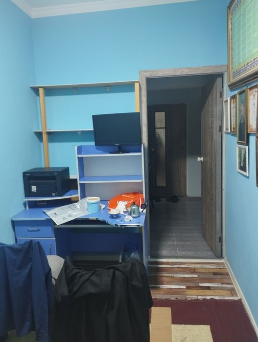 Сдаю комнату на четвёртом этаже. С человека 2млн. Алгоритм.