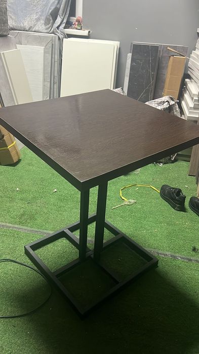 Столы для кафе и ресторанов