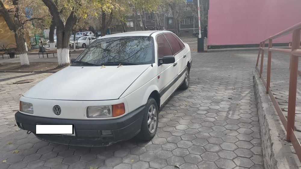 Volkswagen Passat B3