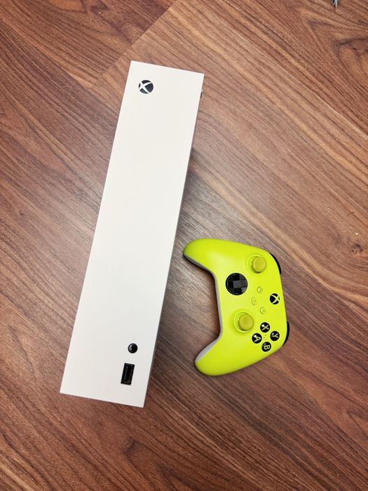 Приставка XBOX series S