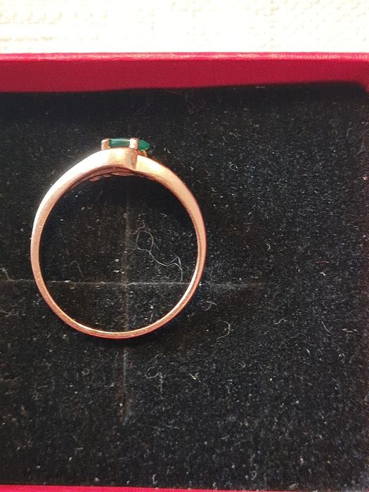 Inel din aur 583/14k cu smarald natural şi diamante