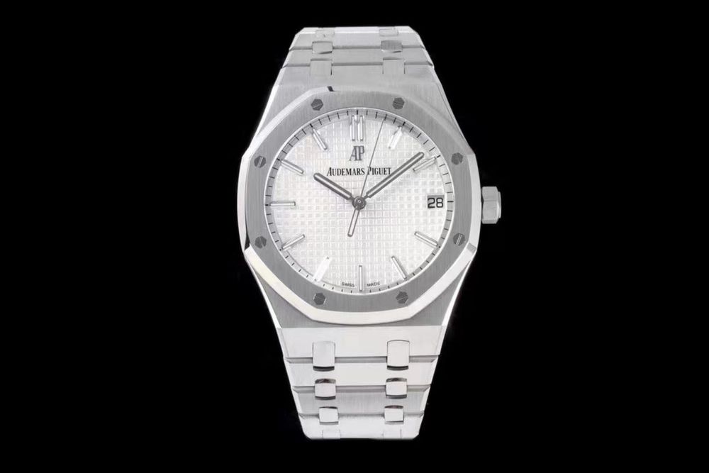 Audemars Piguet ROYAL OAK, Ref. 15500ST.OO.1220ST.01.