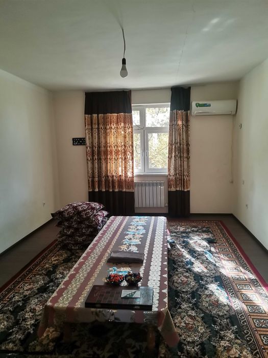 Tez va arzon 3 xonali uy sotuvda  6 mik. OASIS MARKET oldida