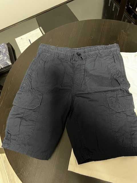 Set de 2 perechi de pantaloni 3/4 alb si albastri, baieti 10-12 ani
