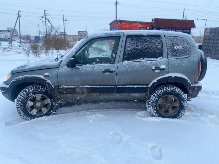 Продам ниву шевроле