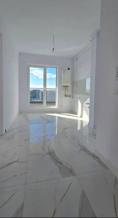 Renovam  apartamente,