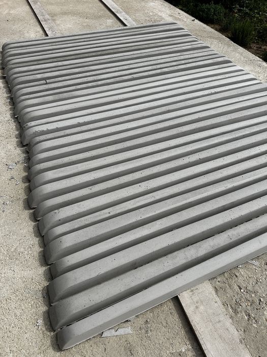 Stâlpi beton spalieri vie NOI, cu factură, transport