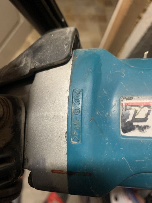 Masina polishat makita,