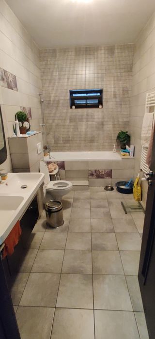 Casa de vanzare în Tg-Jiu, Cartier Drăgoeni, Jud. Gorj