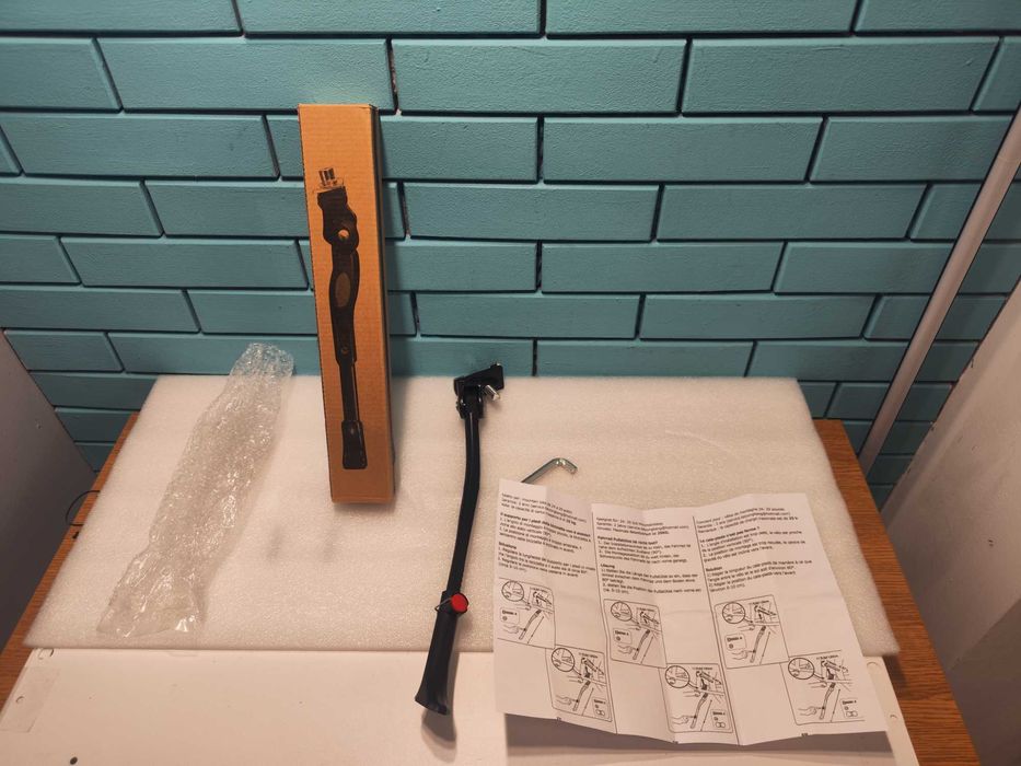 Регулируема стойка за велосипед 24/26/28", до 35 кг