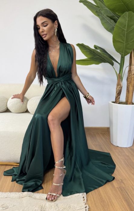 Официална рокля LBD