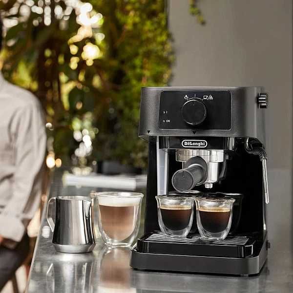 Рожковая кофеварка DeLonghi EC230.BK Stilosa
