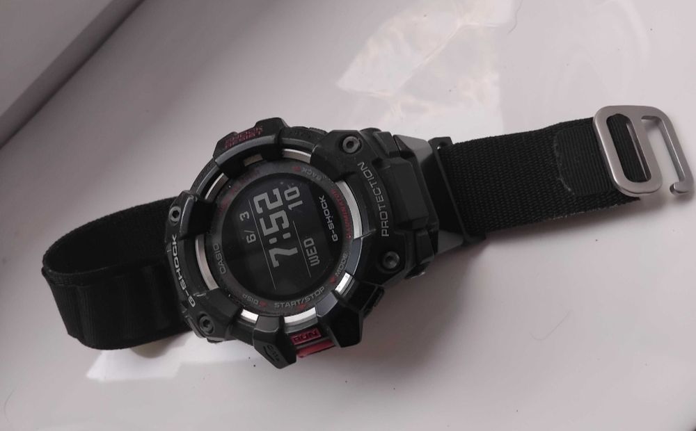 Ceas G Shock GBD 100, original,