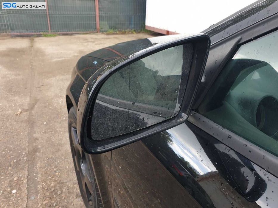 Oglinda Stanga Electrica FARA Pliere Rabatare cu DEFECT Audi A3 8P 2004 - 2008 Culoare LY9B [0161]