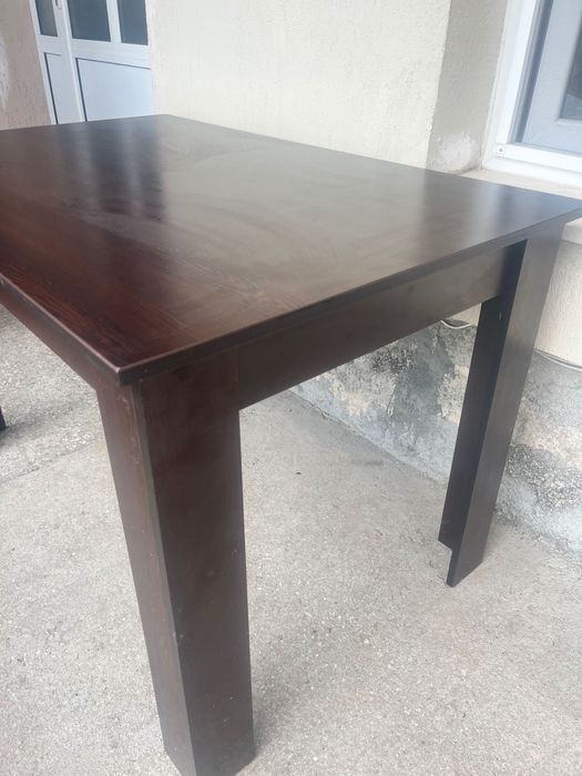 Трапезна/холна маса