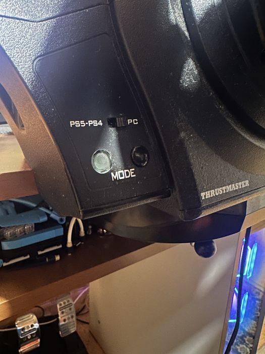 Волан Thrustmaster T300 Ferrari Alcantara Edition + TH8S Shifter