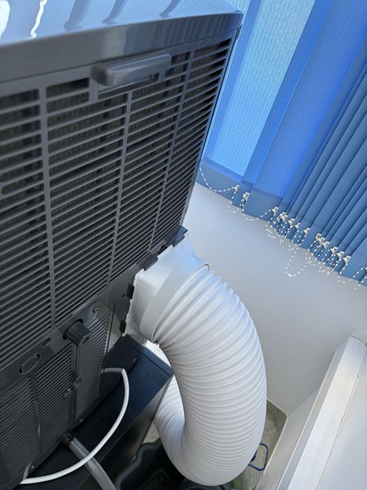 Aer conditionat portabil A+ 12000 BTU Hisense