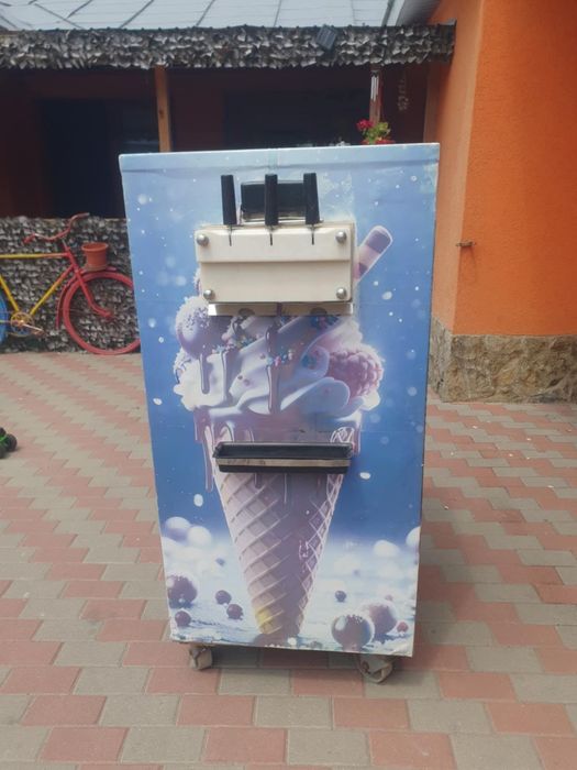 Aparat de înghețată