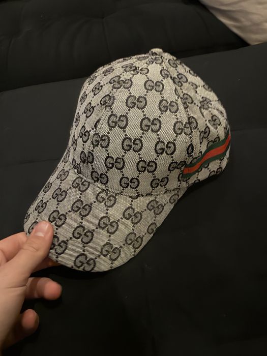 РАЗПРОДАЖБА!!! Шапка с козирка