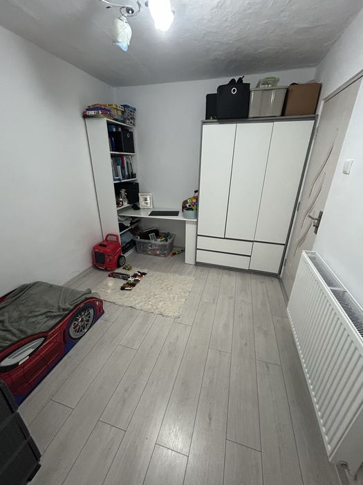 Vand apartament 2 camere