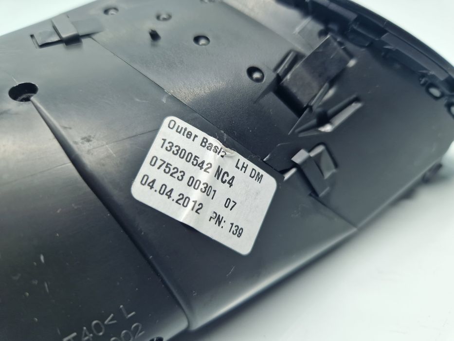Grila aerisire stanga Opel Astra J [Fabr 2009-2015] 13300542