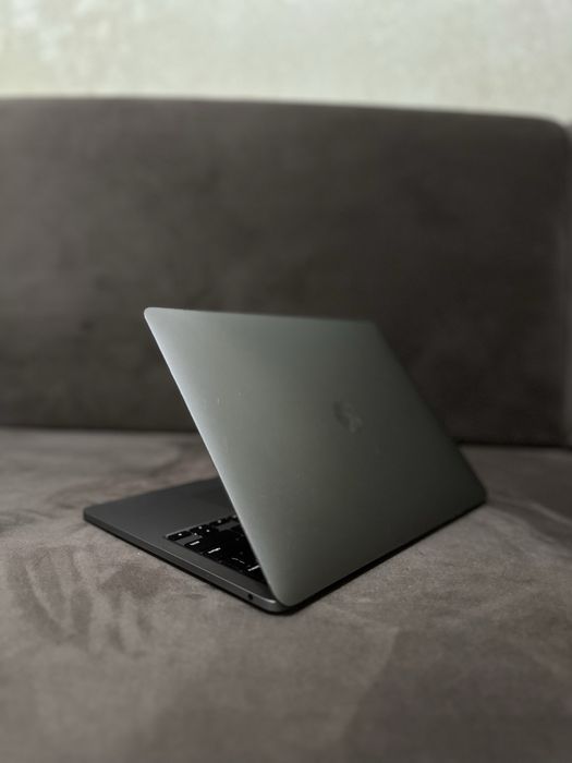 MacBook m1 pro 256gb