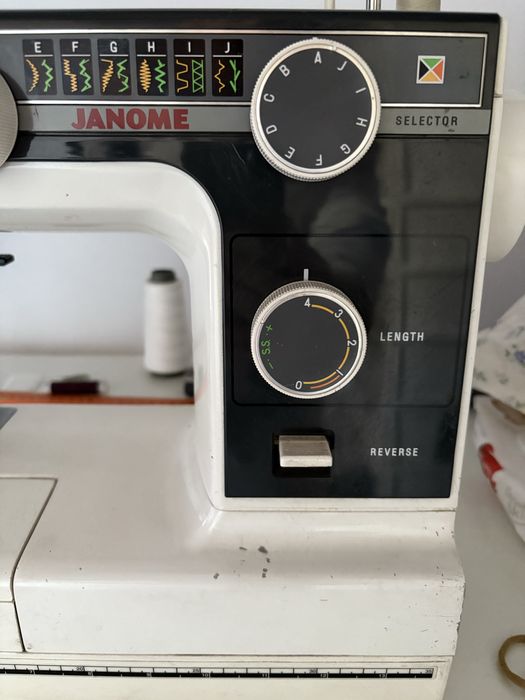 Швейная машинка janome