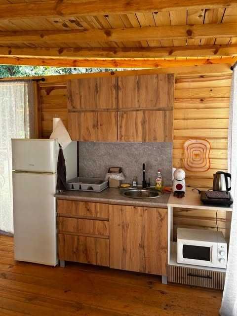 Продава се нова каравана в къмпинг "Четири сезона" Созопол.