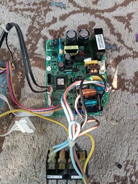 Б/у Кондиционер Запчасти!