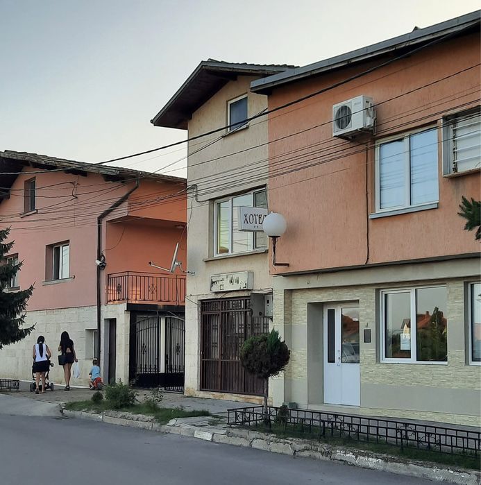 Продава се Хотел в Костинброд - 24 кв.м за 1 €/кв.м - Снимка #11