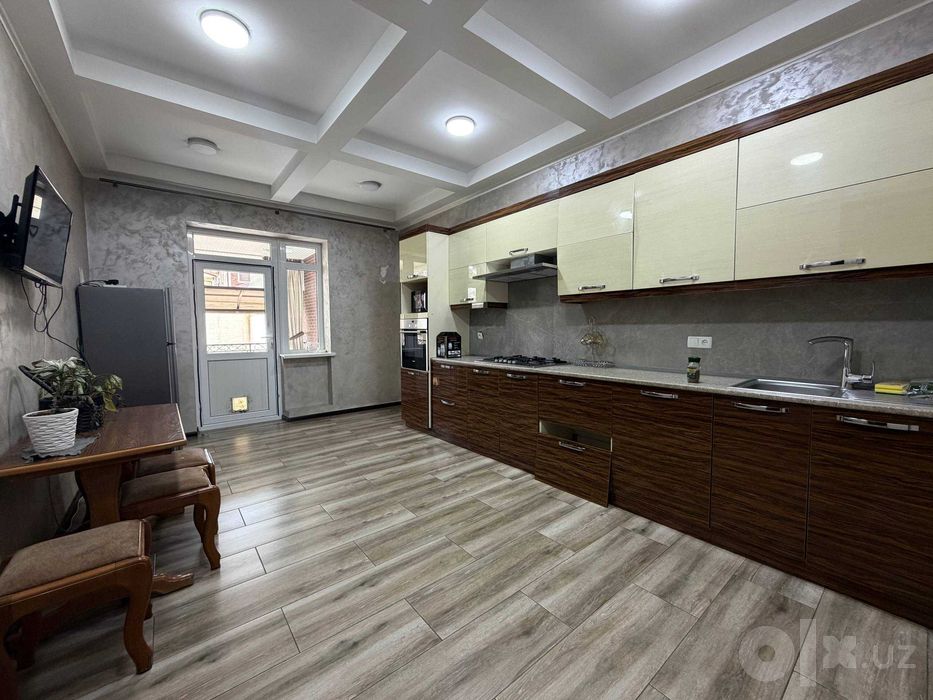 Срочно! Продаётся Участок. Катта Дархан.