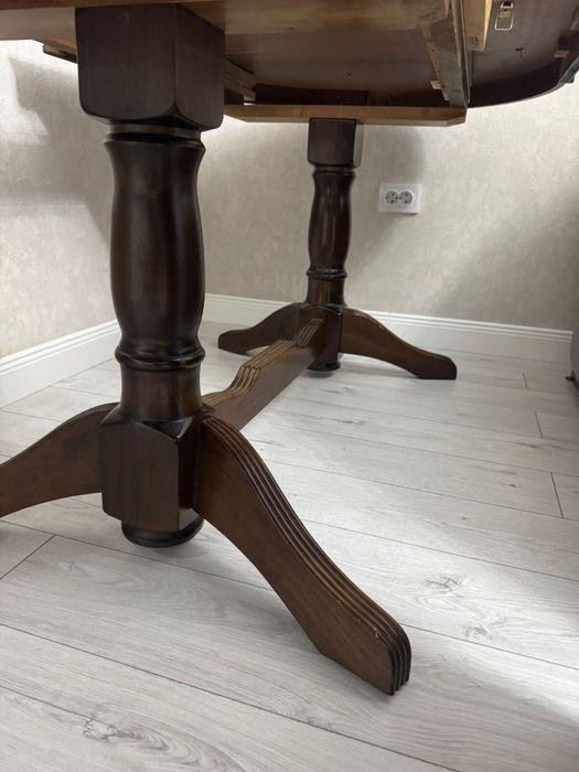 Стол коричневый Малайзия