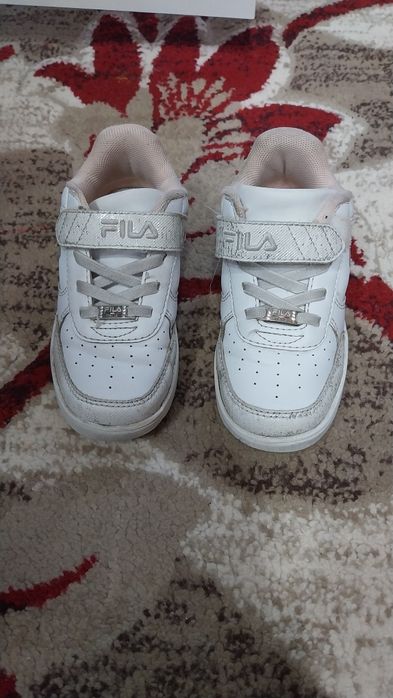 Adidasi fetita mar 27-28 17cm