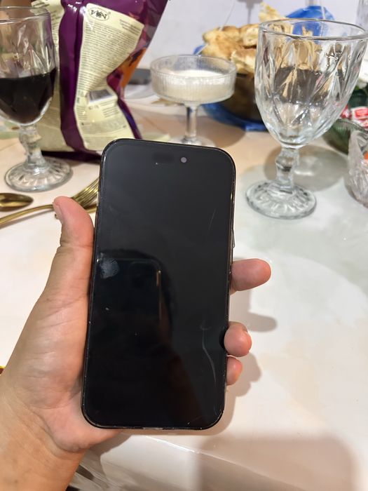 Срочно продам iphone 15