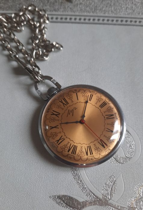 Карманные часы Луч