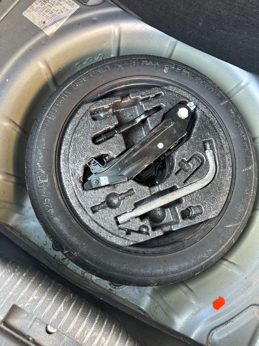 Set cric original Vw Golf  / Touran / Skoda etc