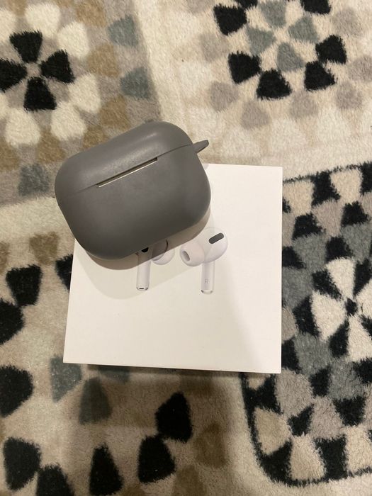 Продам Air pods Pro