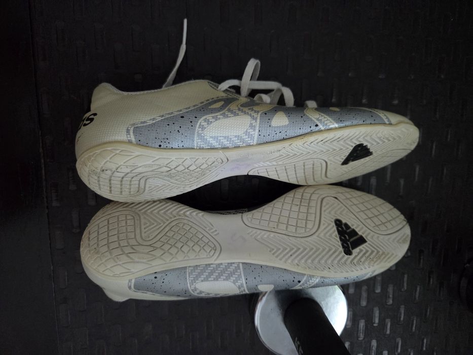 Ghete/Adidasi Fotbal Sintetic Adidas
