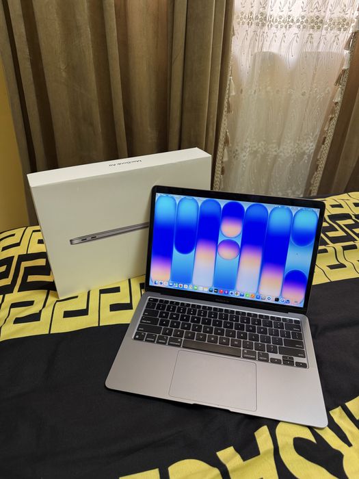 MacBook Air M1 8/256 xolati zo’r