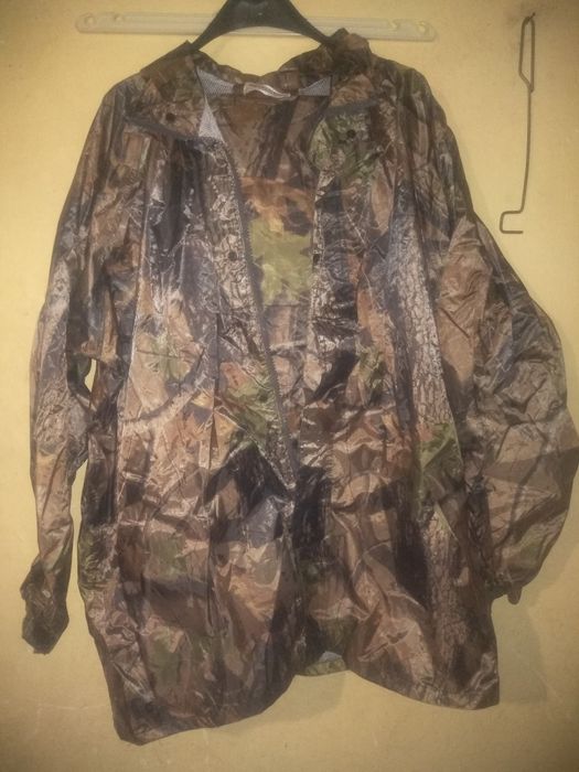 Лятно яке и панталон камуфлажни с подплата
