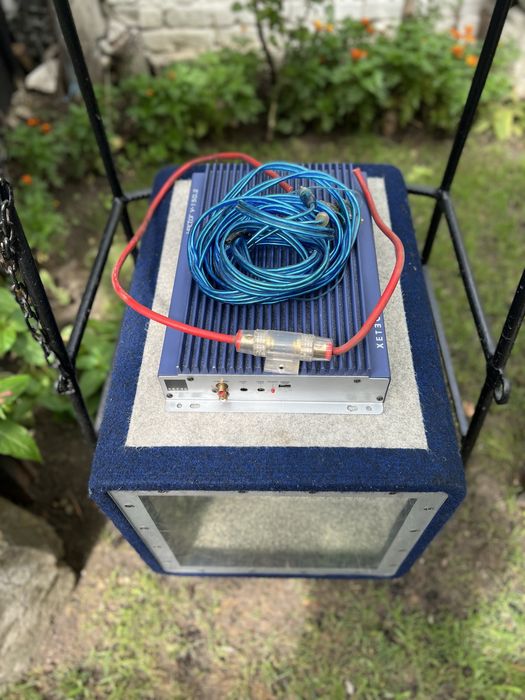 Subwoofer ,boxe auto,stare foarte buna !