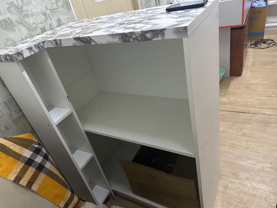 Продам ресепшн в нормальном состоянии