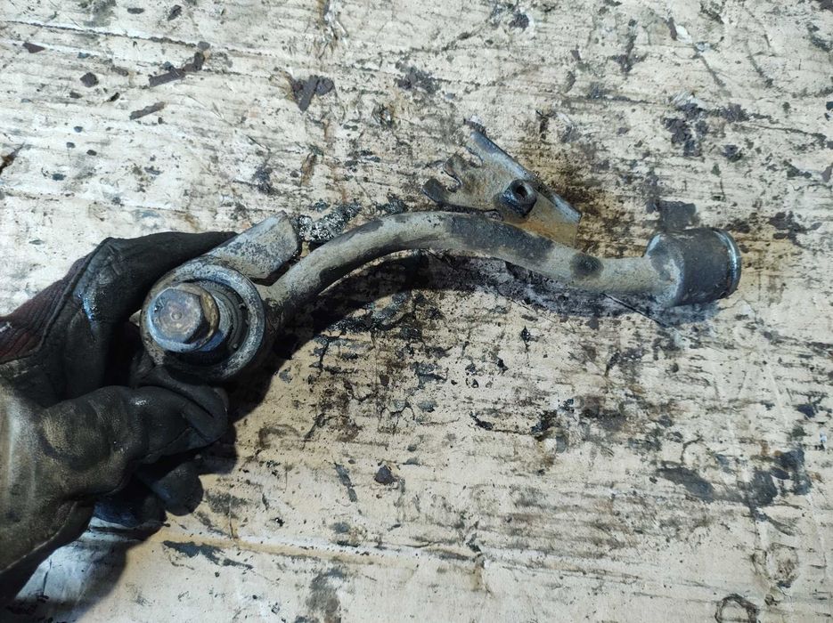 Крив Носач Преден Ляв Mercedes W211 E class Tmodel 4matic 320CDI